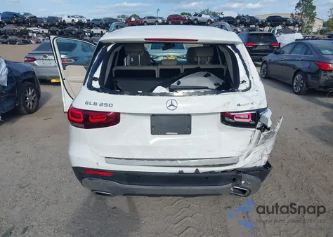 2022 Mercedes-Benz Glb 250 4Matic from USA, damaged, VIN W1N4M4HB0NW234252